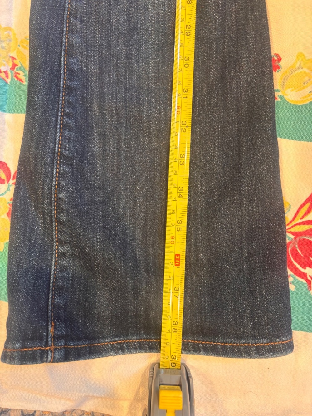 Jeans - Picture 4 of 11